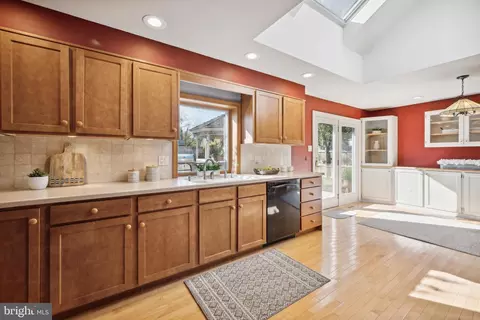203 Yardley Rd, Delran, NJ 08075 photo 8