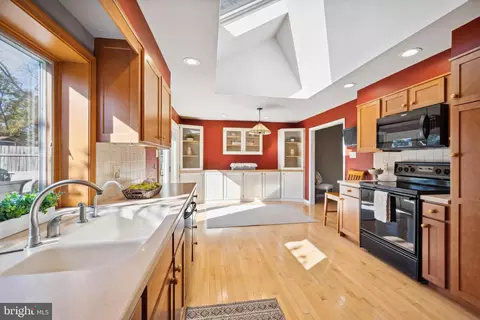 203 Yardley Rd, Delran, NJ 08075 photo 7