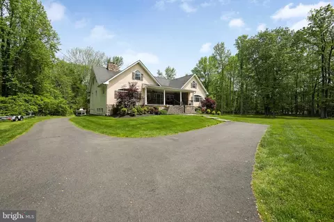 1051 Tuckerton Rd, Marlton, NJ 08053 photo 2