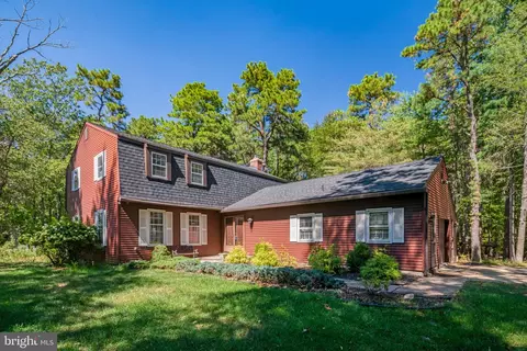 6 Mill Park Ln, Marlton, NJ 08053