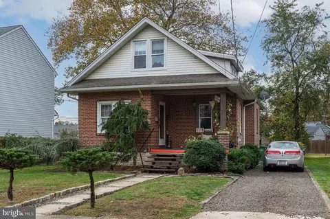 723 Pennsylvania Ave, Palmyra, NJ 08065