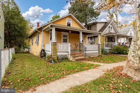 414 Buttonwood St, Mount Holly, NJ 08060