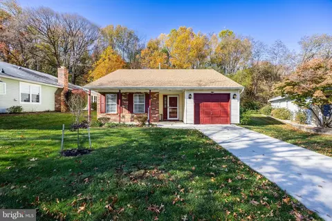116 Hilltop Ct, Columbus, NJ 08022