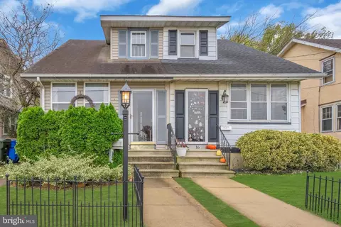 14 Morris Ave, Burlington, NJ 08016
