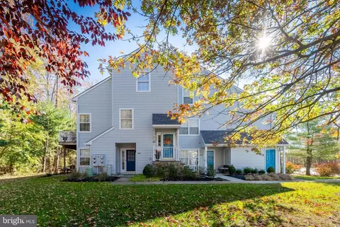 2104 Rabbit Run Rd, Marlton, NJ 08053