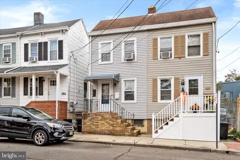 224 Spring St, Bordentown, NJ 08505
