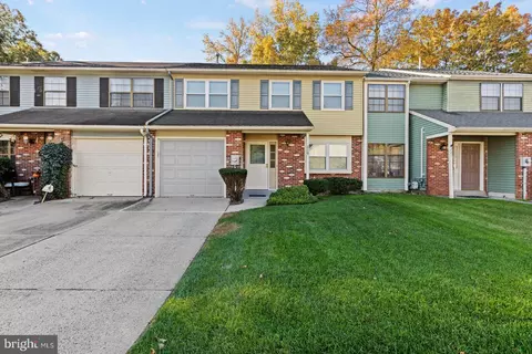 219 Shady Ln, Marlton, NJ 08053