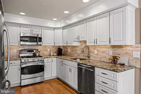 162 Westover Dr, Delran, NJ 08075 photo 10