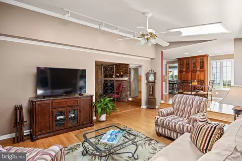 162 Westover Dr, Delran, NJ 08075 photo 23