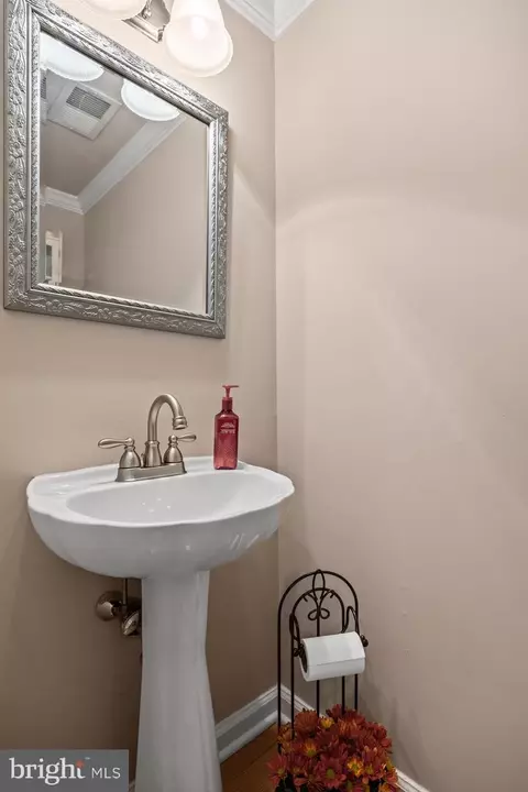 162 Westover Dr, Delran, NJ 08075 photo 25