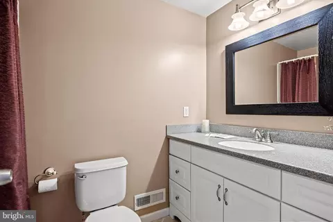 162 Westover Dr, Delran, NJ 08075 photo 38