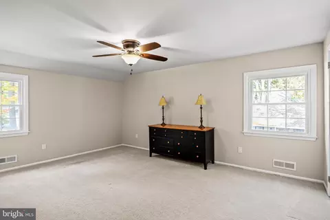 162 Westover Dr, Delran, NJ 08075 photo 32
