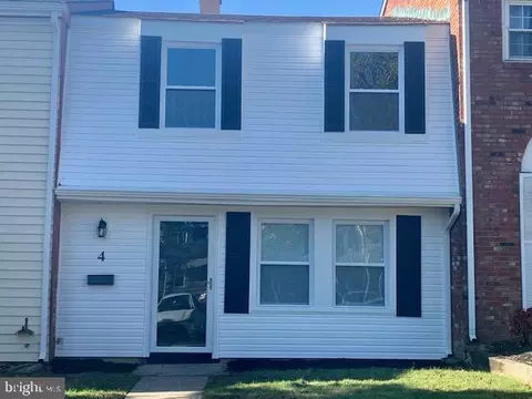 4 Ridgewood Pl, Willingboro, NJ 08046