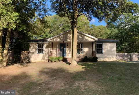 68 Woodside Dr, Tabernacle, NJ 08088