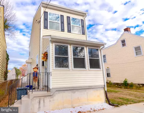 49 West St, Bordentown, NJ 08505