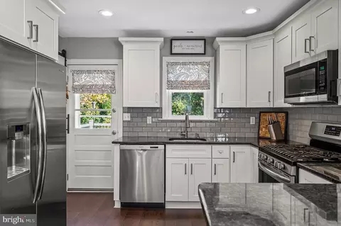 27 S Boulevard Ave, Maple Shade, NJ 08052 photo 13