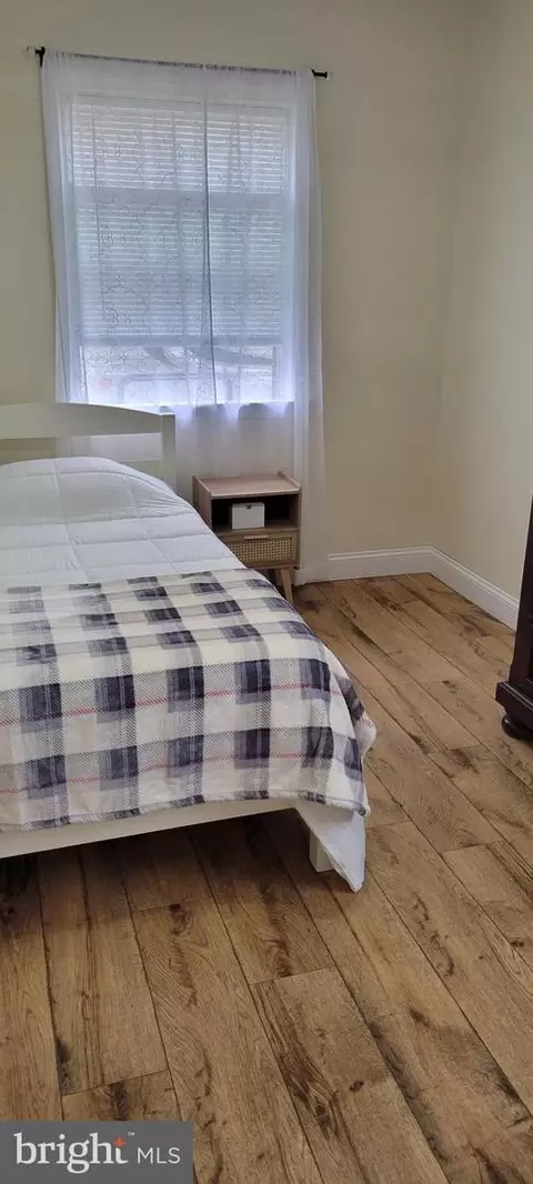 528 Cramer Ave, Beverly, NJ 08010 photo 9