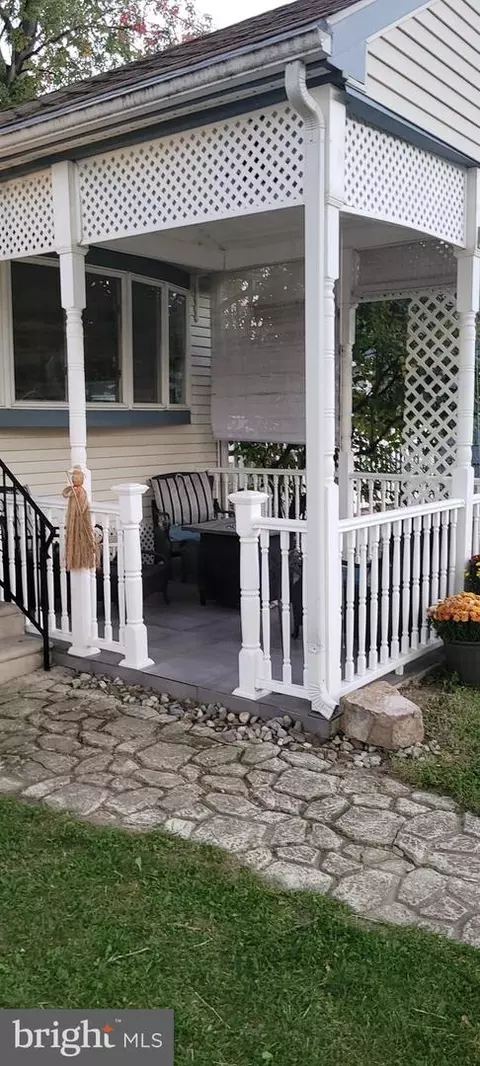 528 Cramer Ave, Beverly, NJ 08010 photo 6