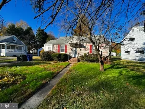 214 Sunset Rd, Burlington, NJ 08016
