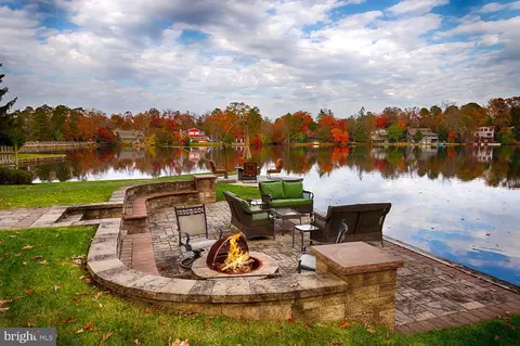 223 Chicagami Trl, Medford Lakes, NJ 08055