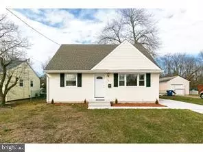 34 W Woodcrest Ave, Maple Shade, NJ 08052