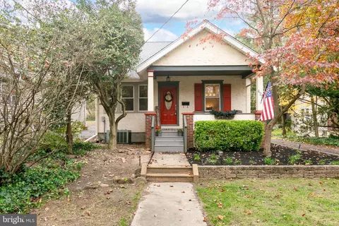 425 S Church St, Moorestown, NJ 08057