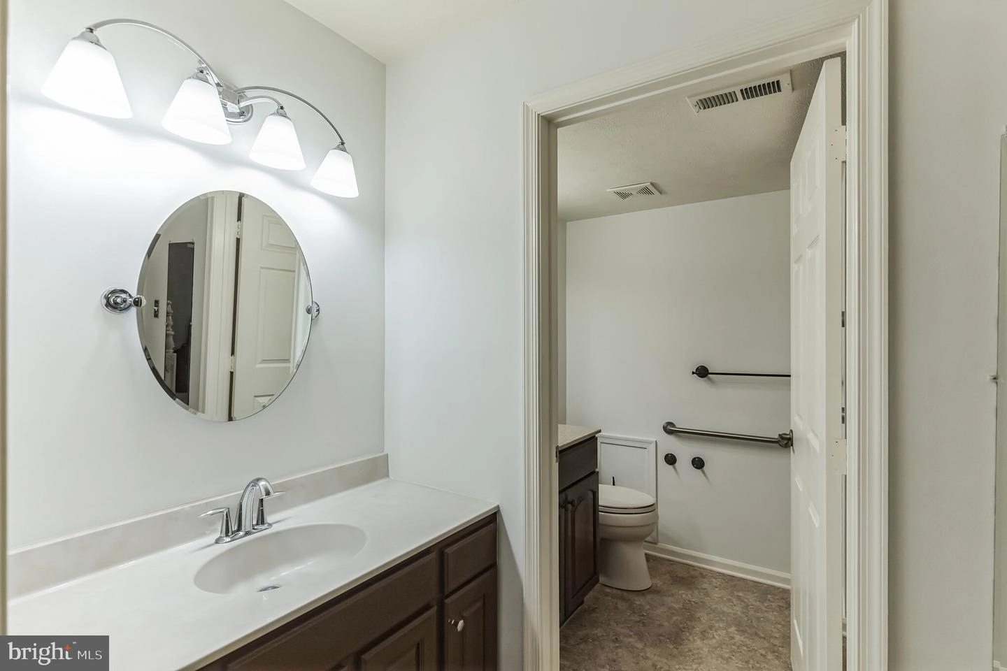 531 Hydrangea Dr, Mount Laurel, NJ 08054 photo 17