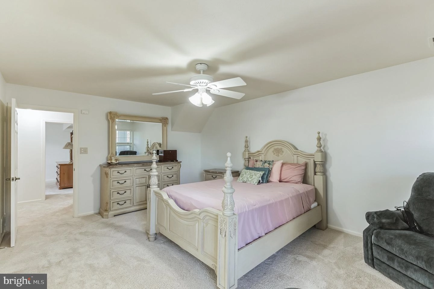 531 Hydrangea Dr, Mount Laurel, NJ 08054 photo 16