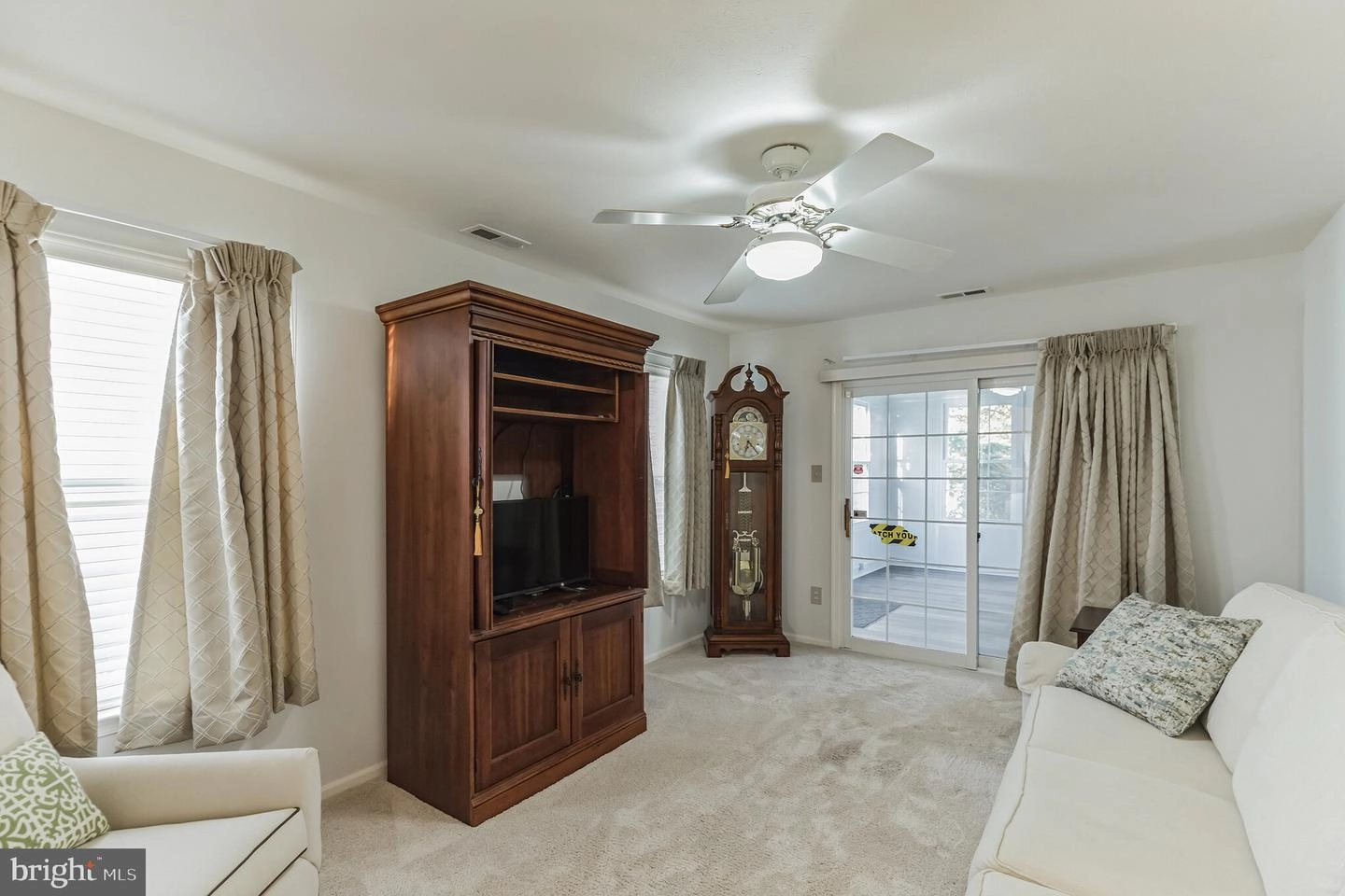 531 Hydrangea Dr, Mount Laurel, NJ 08054 photo 9