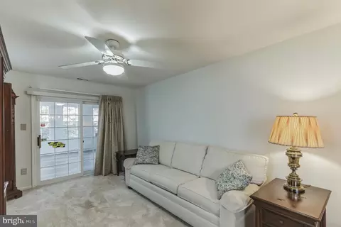 531 Hydrangea Dr, Mount Laurel, NJ 08054 photo 4