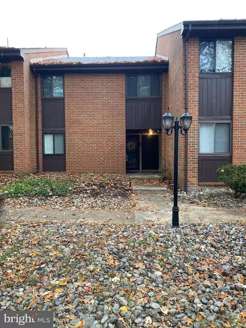304 B Kelly Cv, Mount Laurel, NJ 08054