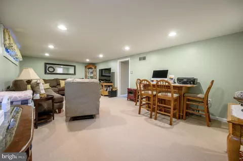 401 Maple Ave, Delanco, NJ 08075 photo 22