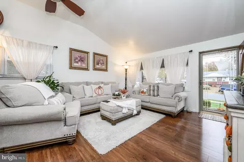 401 Maple Ave, Delanco, NJ 08075 photo 5