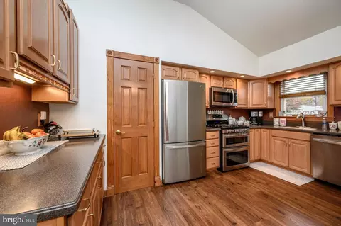 401 Maple Ave, Delanco, NJ 08075 photo 9