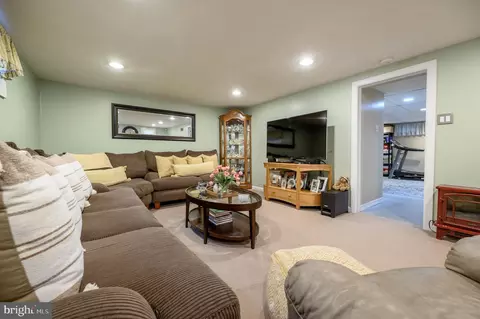 401 Maple Ave, Delanco, NJ 08075 photo 24