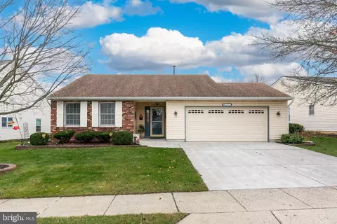 237 Wagon Wheel Ln, Columbus, NJ 08022