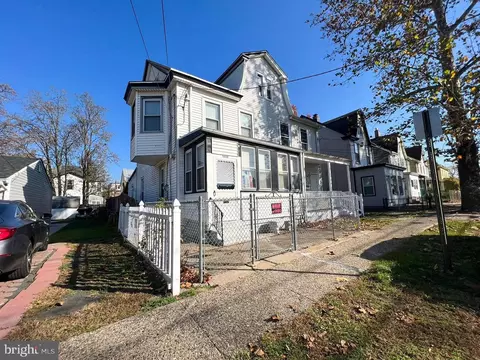 626 Elizabeth St, Beverly, NJ 08010