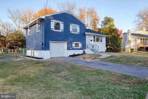 819 Rancocas Ave, Riverside, NJ 08075