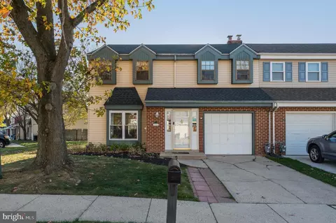 207 Charing Way, Mount Laurel, NJ 08054