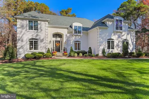 10 Eton Ln, Medford, NJ 08055