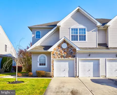 46 Saint Andrews Ct, Westampton, NJ 08060