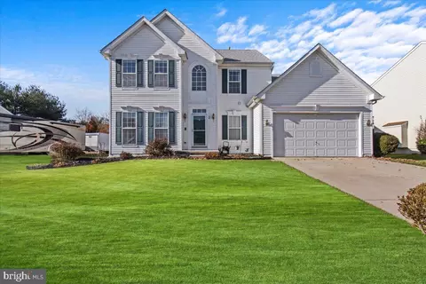 13 Equestrian Dr, Burlington, NJ 08016