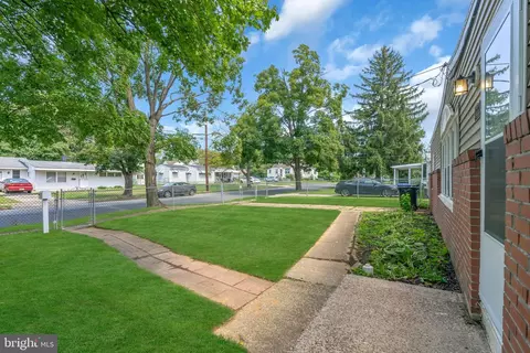 222 County Ave, Maple Shade, NJ 08052 photo 10