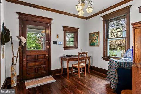 105 7th St, Riverton, NJ 08077 photo 8