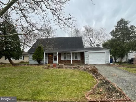 63 Eddington Ln, Willingboro, NJ 08046