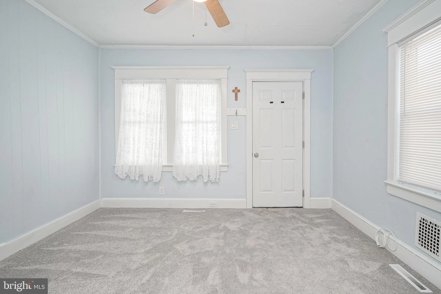 113 Kossuth St, Riverside, NJ 08075 photo 5