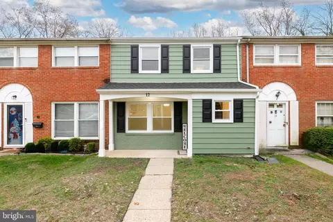 12 Roanoke Ct, Willingboro, NJ 08046
