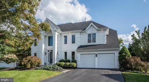 6 Austen Ct, Medford, NJ 08055