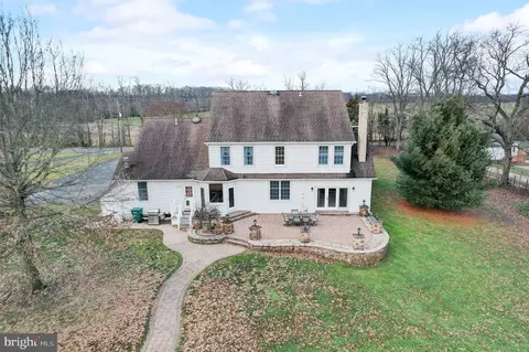 Exterior - 105 Paulson Rd, Wrightstown, NJ 08562 photo 7 of 10