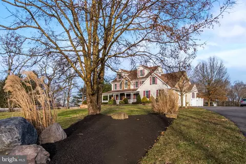 Exterior - 105 Paulson Rd, Wrightstown, NJ 08562 photo 4 of 10
